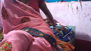 Desi Salma Bhabhi Hindi Sex Sucked