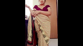 Desi Step Stepmom Strip Teasing Her Step Stepson and He Fucked Her Pussy