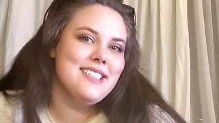 BBW Masturbating till Quivering Orgasm during holidays