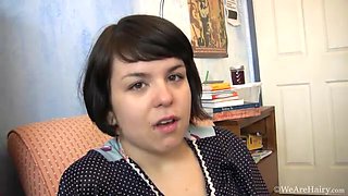Get to know Juliete March - WeAreHairy