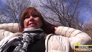 Pierced lingerie MILF pussybanged in car