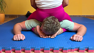 Foot Wrestling Domination Barefoot Humiliation