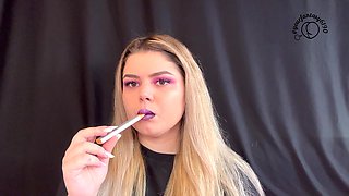 Velvet Vixen: Smoking Seduction