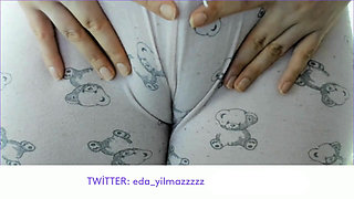 CAMELTOE- SWOLLEN PUSSY- PUSSY IN PAJAMAS