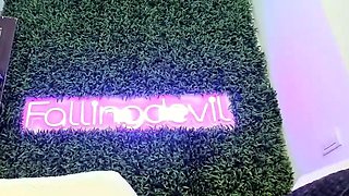 Brunette Solo Webcam Masturbation