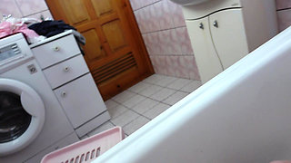 I'm Taking a Bath in My Bathtub