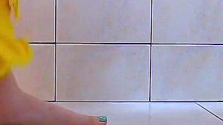 Emily Pissing Farting