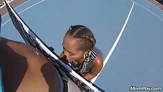Keisha Kieshas Big Butt Bounces on Tennis Court