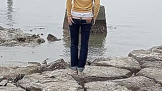 Outdoor Exposure in Ultra-low-rise Jeans