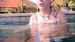 Breath Hold Training in Pool