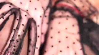 Stockings and Body Aesthetics