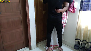 Neighbor Stripping Her Saree & Fucked in Bed - Indian Desi Stepaunty