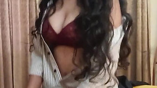 New intern riding the bbc of her boss after a business meeting