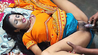 Sister-in-law sparkles sex with brother-in-law Indian sexy video
