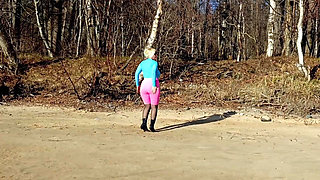 Sexy Outfit for Spring Walk.