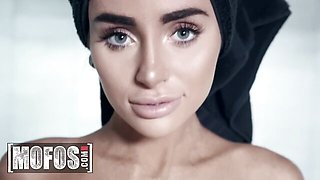 Naomi Woods Wakes Up Craving Kyle Mason's Cock and Swallows Every Drop