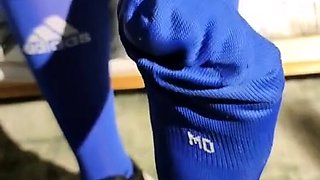 Solo masturbation and the foot fetish