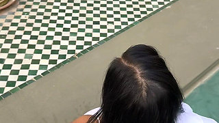 BBW Twerking in Pool Splashing Water with Huge Ass. Wet Fat Booty Clapping Outdoor