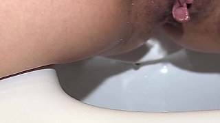 Pissing Collection! Swapping Dirty Pads! Wiping My Pussy with Toilet Paper!