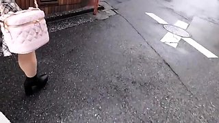 [Super Fair-Skinned F-Cup Beauty] A College Girl Who Ca