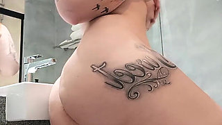 Hot Shaking and Getting Naked to Get in the Shower