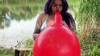 Brunette amateur fat cock blow