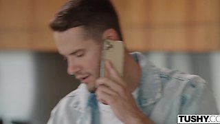 The anal love that the redhead Marina Gold will make her ask for more