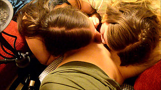 POV Gaming Blowjob & Cum Swap