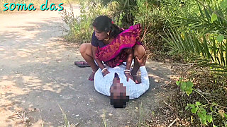 Desi housewife outdoor fucking in public place on roadside by her brother-in-law