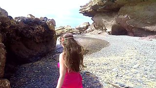 amateur couple having public sex on the beach / Miriam