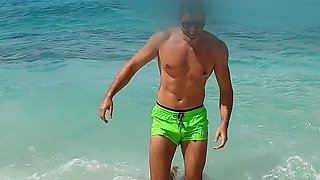 Hot Summer Sex with Barely Legal Pinay Girls Picked up From the Beach