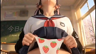 Schoolgirl Cosplay (+18) Anime , at recess she feels lust