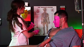 AmateurBoxxx-Vienna and Emma Take Turns