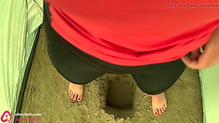 Amelia Queens Outdoor Beach Pissing Compilation