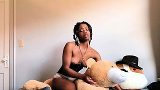 Horny and wild amateur black couple do a hardcore cam show