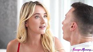 Enticing Anna Joy and Charlie Dean's milf blonde dirt