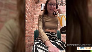 Close mic moans live. Have Fun With The Real live chat just her