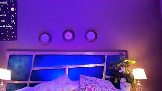 AMATEUR BIGTIT BLONDE TEEN MASTURBATES IN STALKINGS