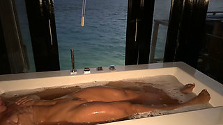 Sexy Muscle Girl Bath Tease Oceanfront, Outdoor Nudity