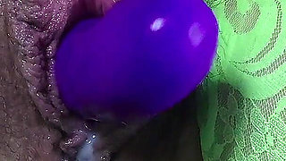 MILF Extreme Close up Fat Pussy G Spot Vibrator Play & Orgasm