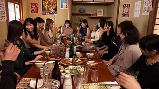 Slutty amateurs sucking cocks in group sex party