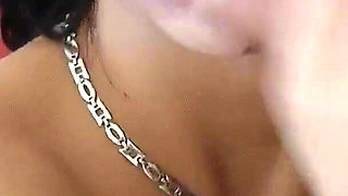 Hot Turkish Woman Offers Herself as Masturbation Material