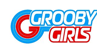 GROOBYGIRLS Sunning Everywhere
