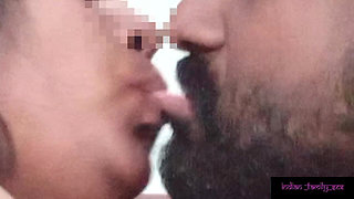 Indian Stepmom Kissing and Fucking