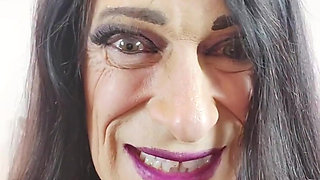 Jerk-off with Cassandracassandra