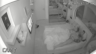 Amateur couple enjoys intimate homemade bed sex with sensual passion