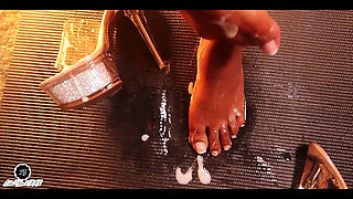 Lolla Black XXX Ebony Toes and Soles