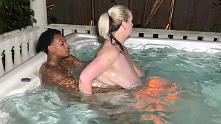 Kendra the Tattooed MILF Takes Ralph's BBC in Steamy Hot Tub