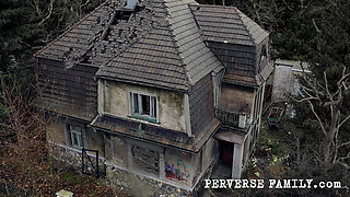 Perverse Family 33.3 (season 3): BDSM for Anna