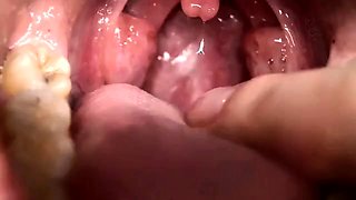 Giantess femdom goddess teasing with her beautiful big mouth